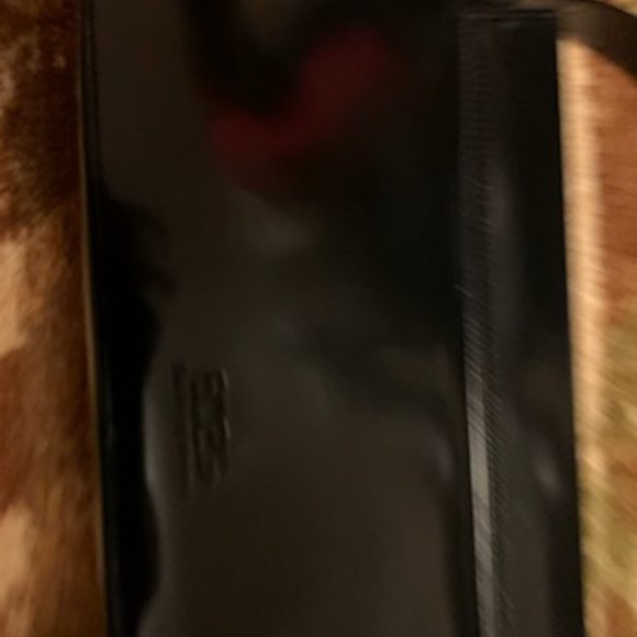 Classy Rectangular BCBG MaxAzaria Bag - Picture 4 of 8